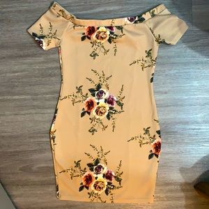 Off The Shoulder Floral Dress L
